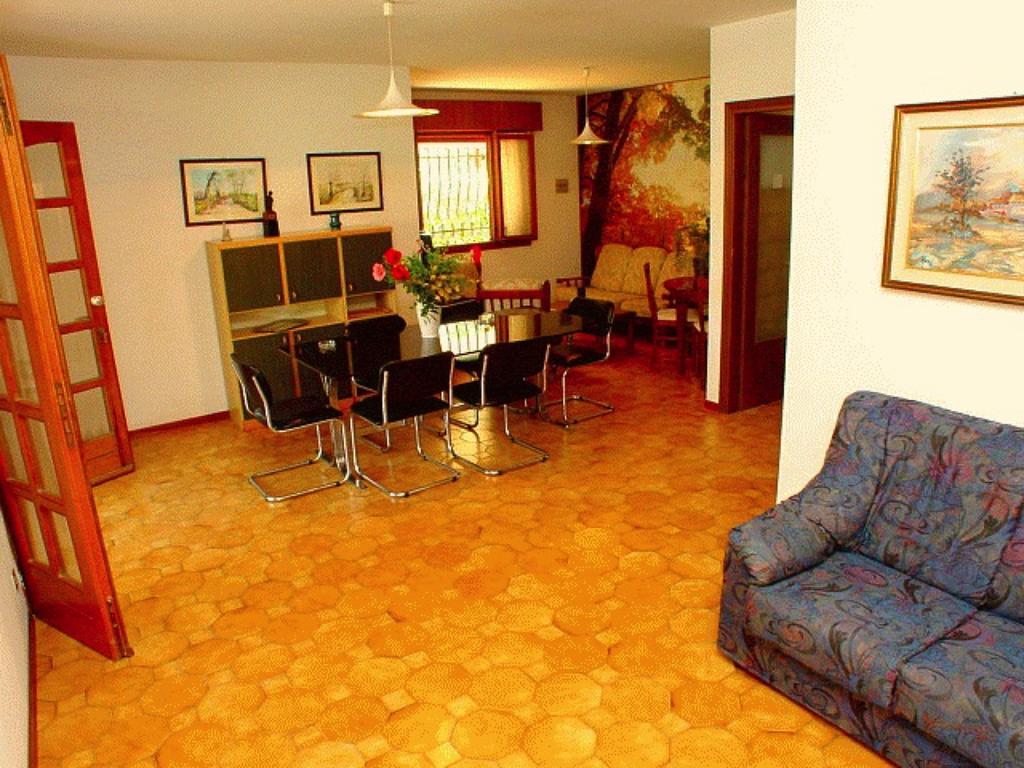 Lignano Riviera With Fireplace & Air Conditioning Lignano Sabbiadoro Exterior foto